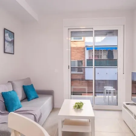 Modern 2br Walk To & Old Town Apartmán