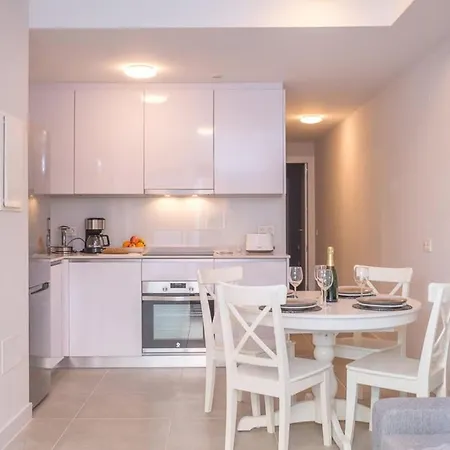 Modern 2br Walk To & Old Town Apartmán Fuengirola